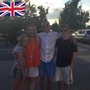 Meet your Posher, Warwick